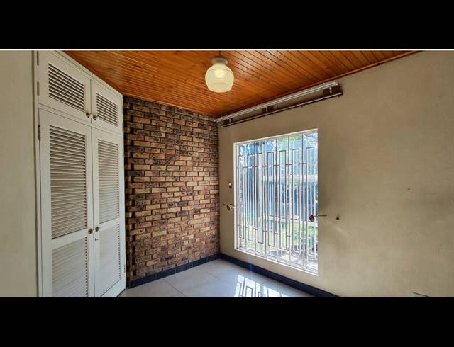 3 BEDROOM FREESTANDING FOR SALE IN SUNWARD PARK